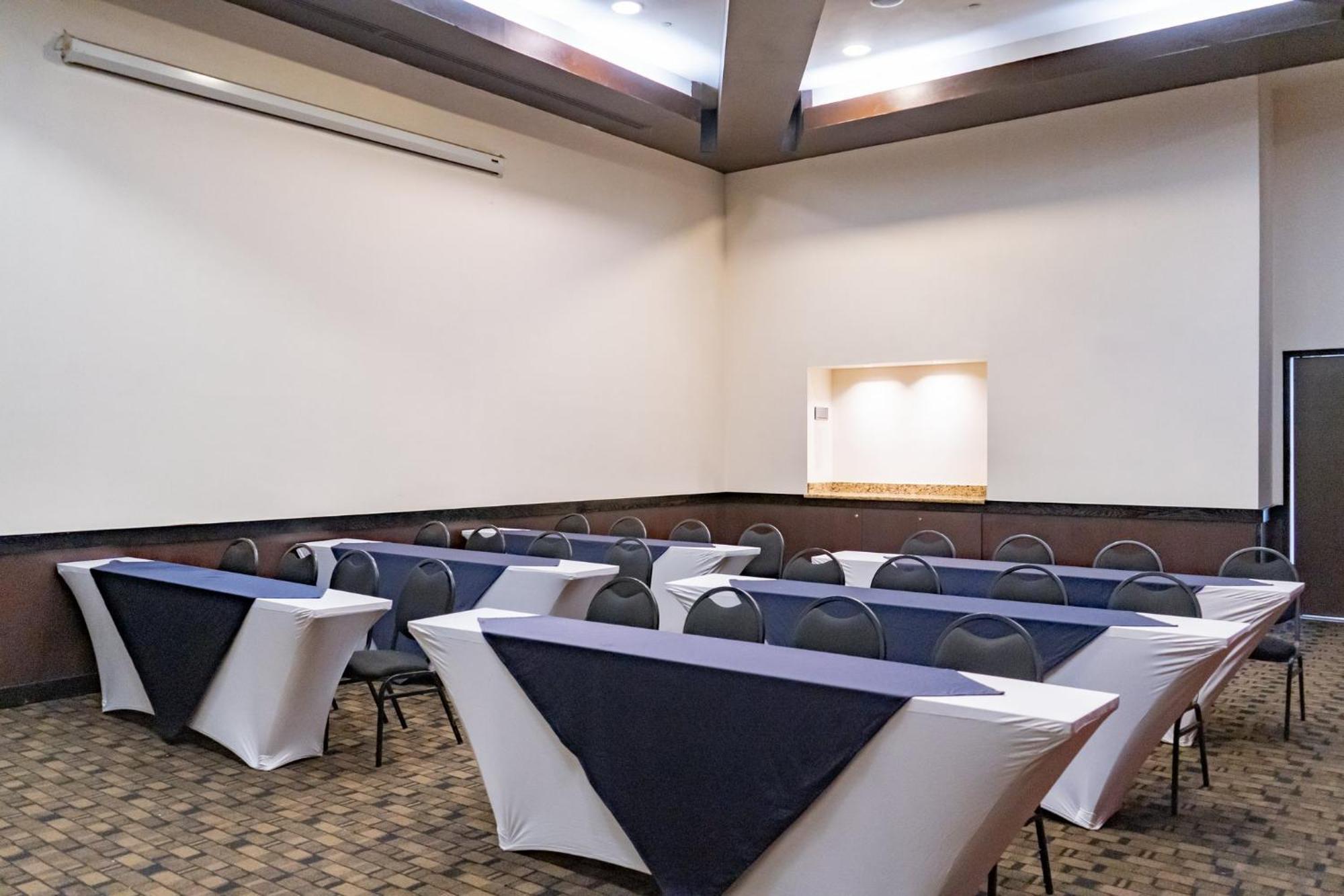 Fiesta Inn Tepic Dış mekan fotoğraf