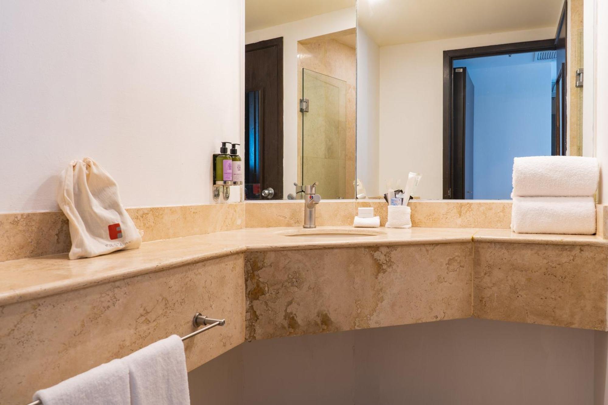 Fiesta Inn Tepic Dış mekan fotoğraf