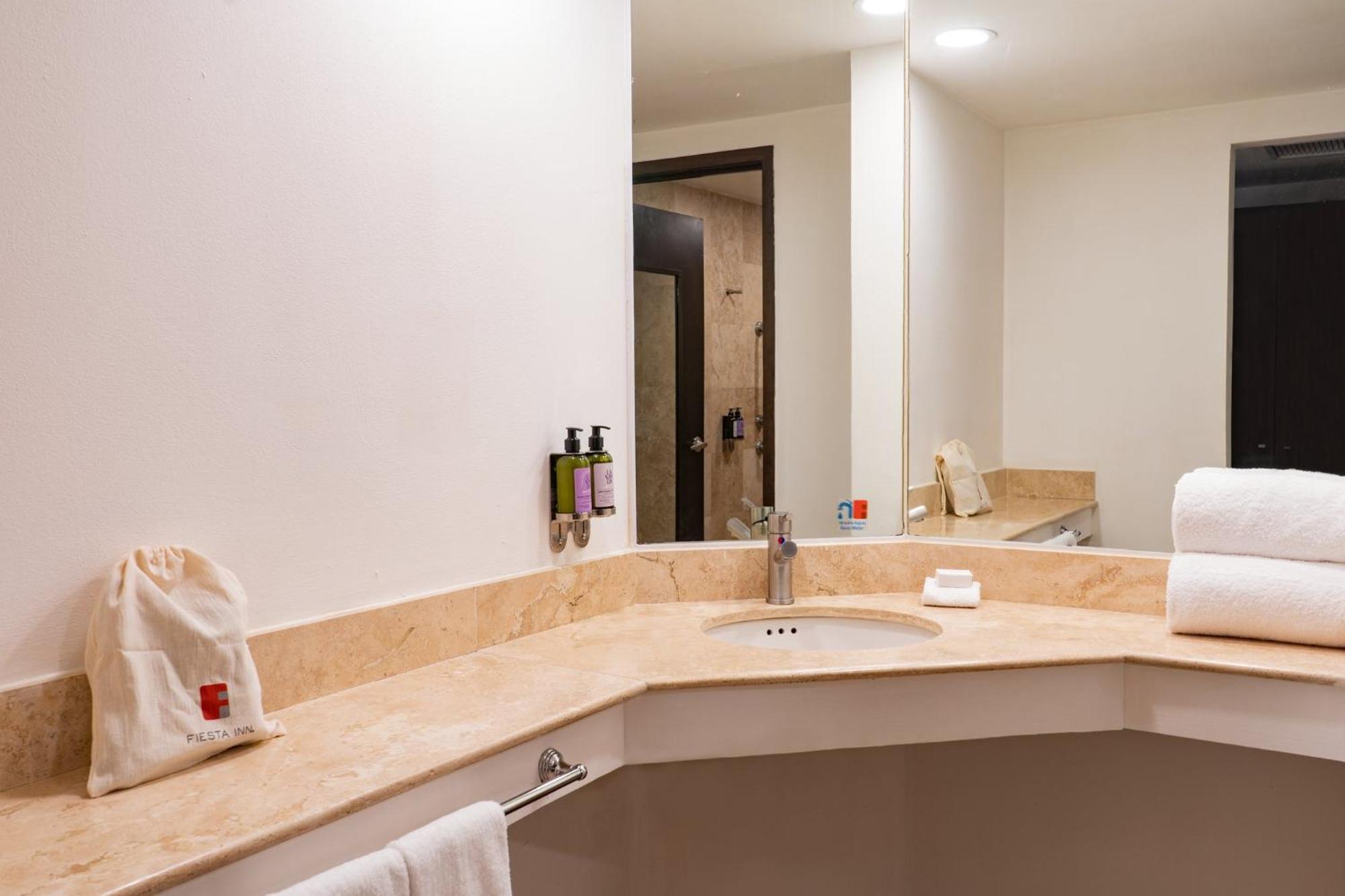 Fiesta Inn Tepic Dış mekan fotoğraf